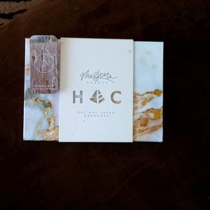 Maskara bundle for buyer